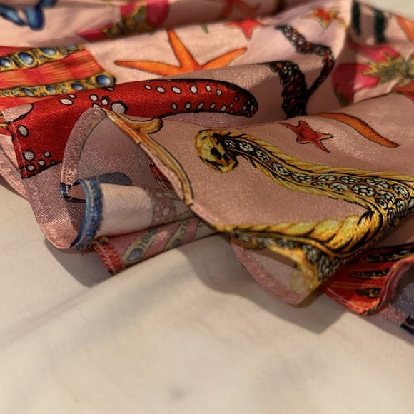 SALE- Versace Silk Skirt - Picture 2 of 4